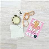 Mini-kit point de croix Bienvenue au monde (Rose)