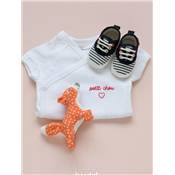 9 Mois pour broder les indispensables de Bébé