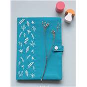 9 Mois pour broder les indispensables de Bébé