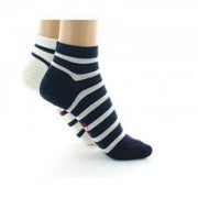 Socquettes femme soie à rayures asymétriques marine et écru