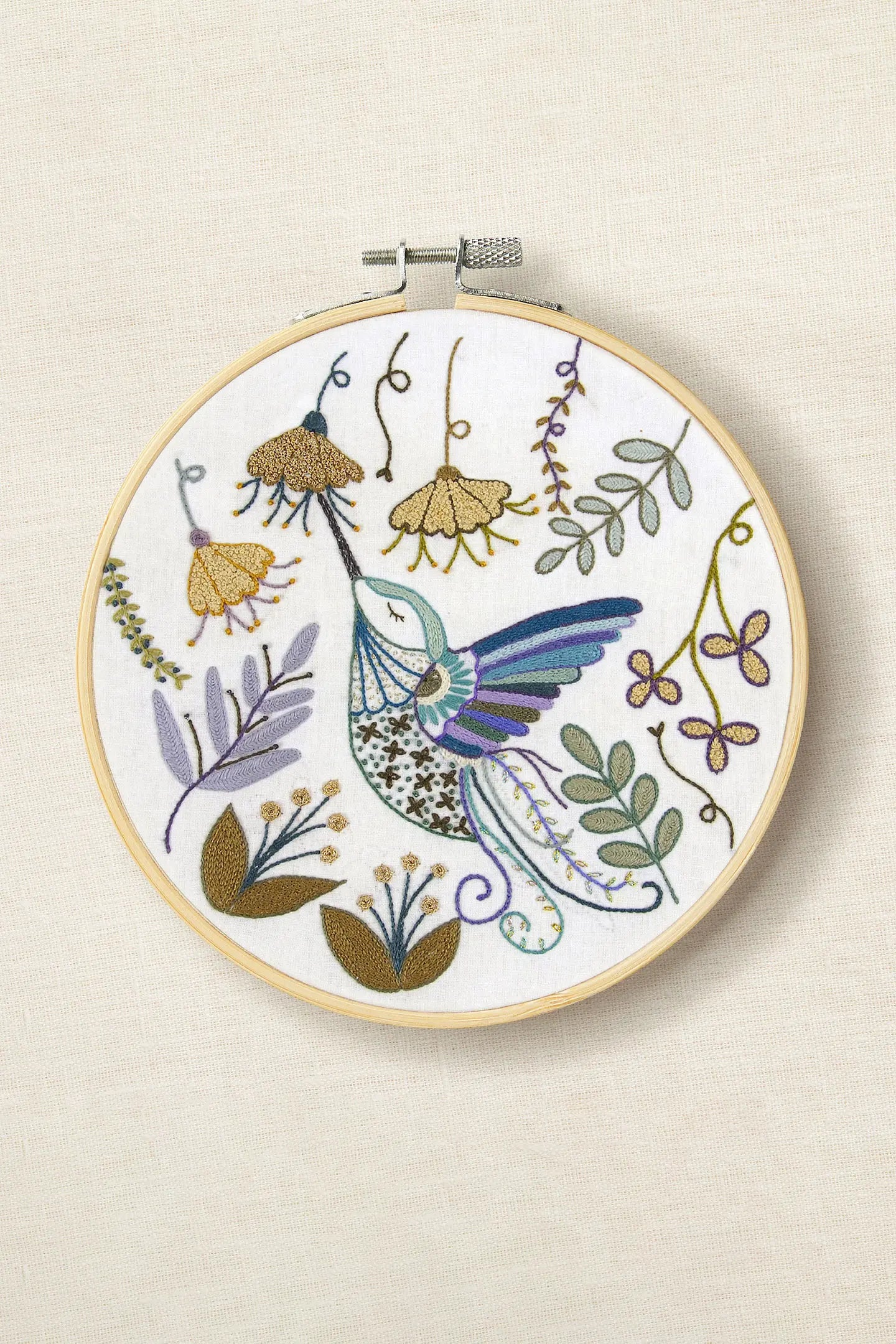 Kit de broderie Colibri par Un chat dans l'aiguille, niveau avancé DMC